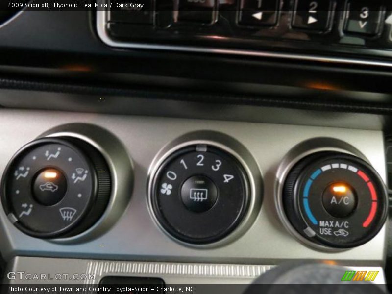 Hypnotic Teal Mica / Dark Gray 2009 Scion xB