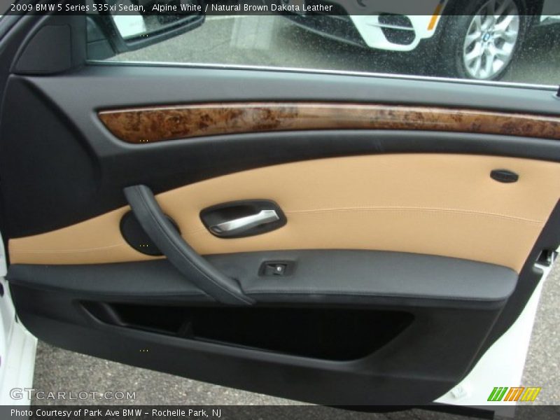 Alpine White / Natural Brown Dakota Leather 2009 BMW 5 Series 535xi Sedan