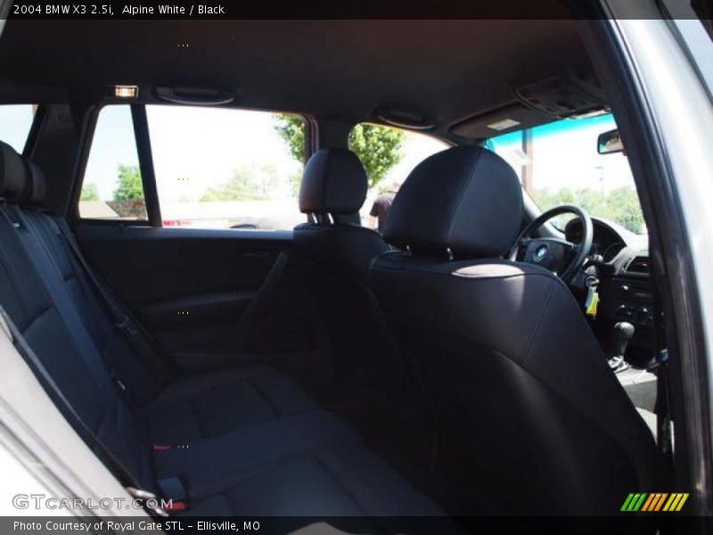 Alpine White / Black 2004 BMW X3 2.5i