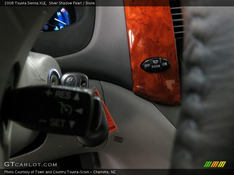 Silver Shadow Pearl / Stone 2008 Toyota Sienna XLE