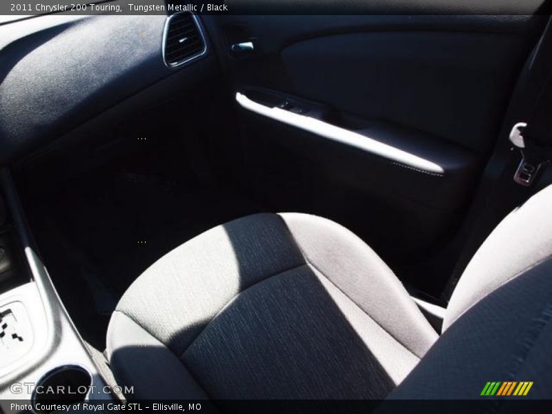 Tungsten Metallic / Black 2011 Chrysler 200 Touring