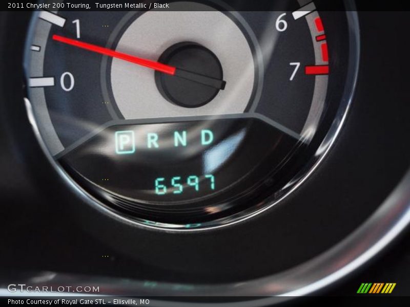 Tungsten Metallic / Black 2011 Chrysler 200 Touring