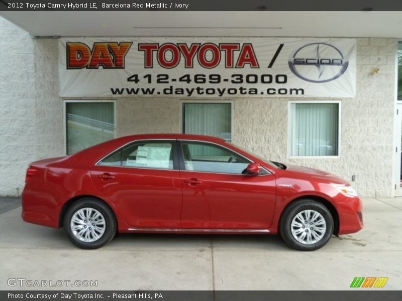 Barcelona Red Metallic / Ivory 2012 Toyota Camry Hybrid LE