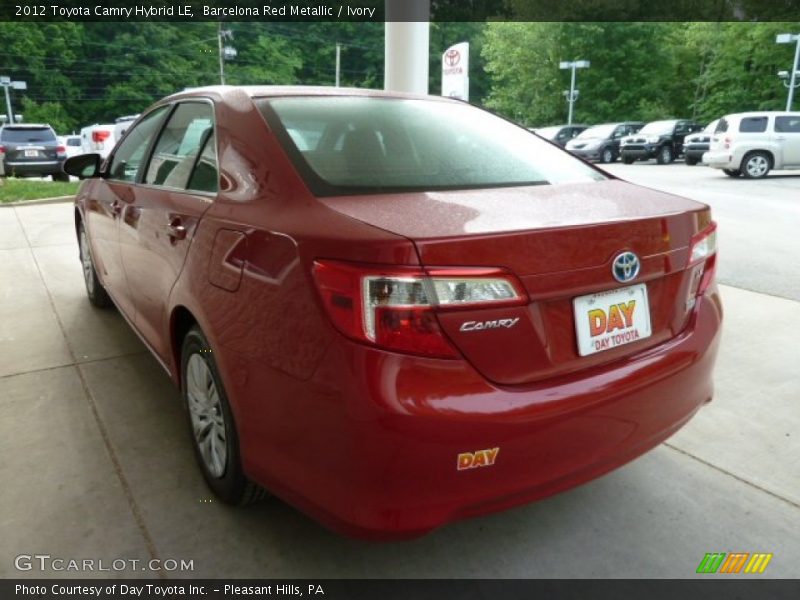 Barcelona Red Metallic / Ivory 2012 Toyota Camry Hybrid LE