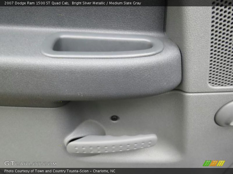 Bright Silver Metallic / Medium Slate Gray 2007 Dodge Ram 1500 ST Quad Cab