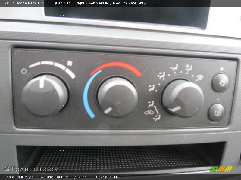 Bright Silver Metallic / Medium Slate Gray 2007 Dodge Ram 1500 ST Quad Cab