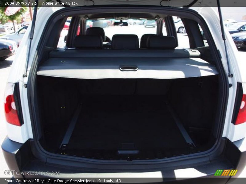 Alpine White / Black 2004 BMW X3 2.5i
