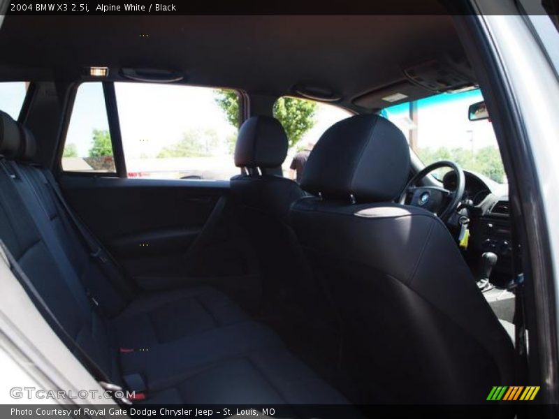 Alpine White / Black 2004 BMW X3 2.5i