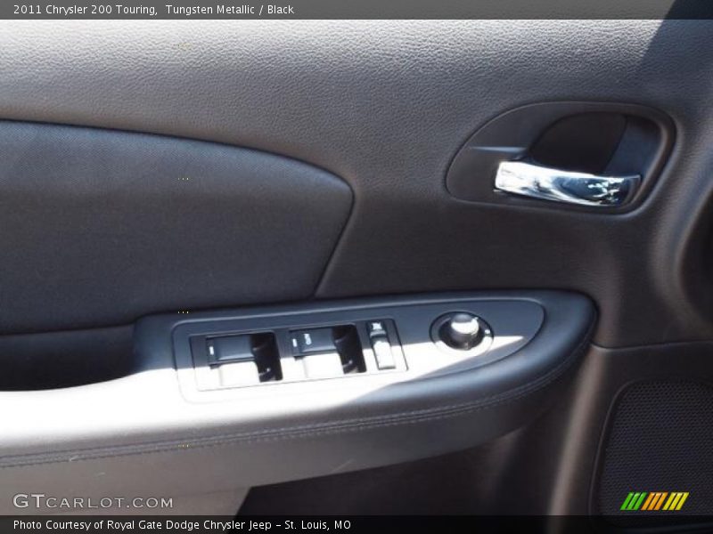 Tungsten Metallic / Black 2011 Chrysler 200 Touring