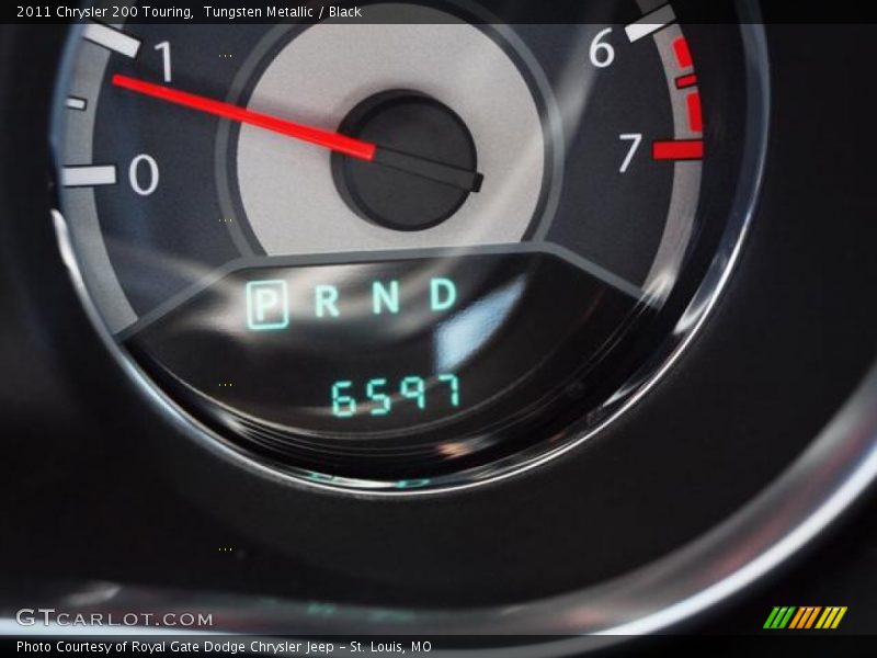 Tungsten Metallic / Black 2011 Chrysler 200 Touring