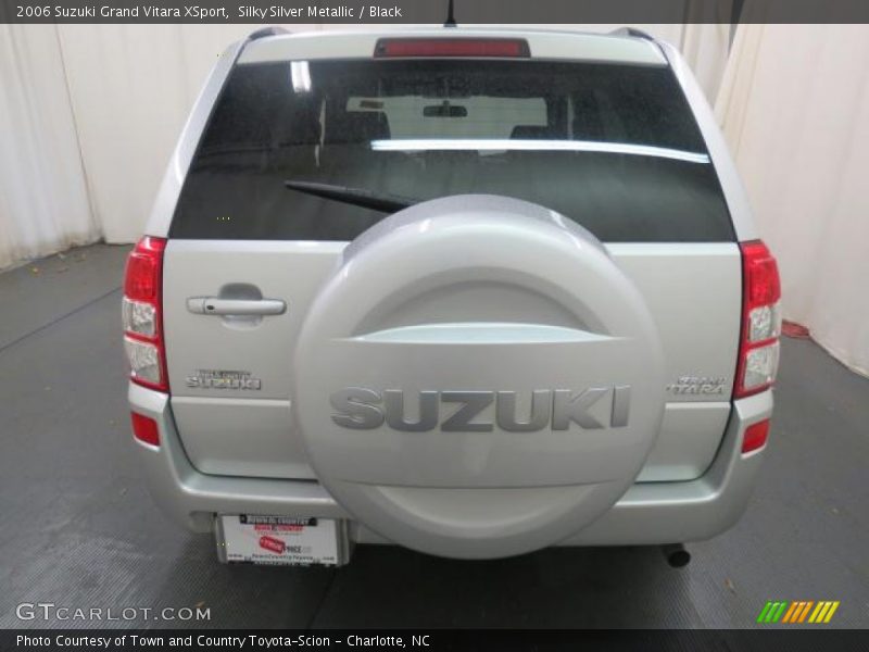 Silky Silver Metallic / Black 2006 Suzuki Grand Vitara XSport