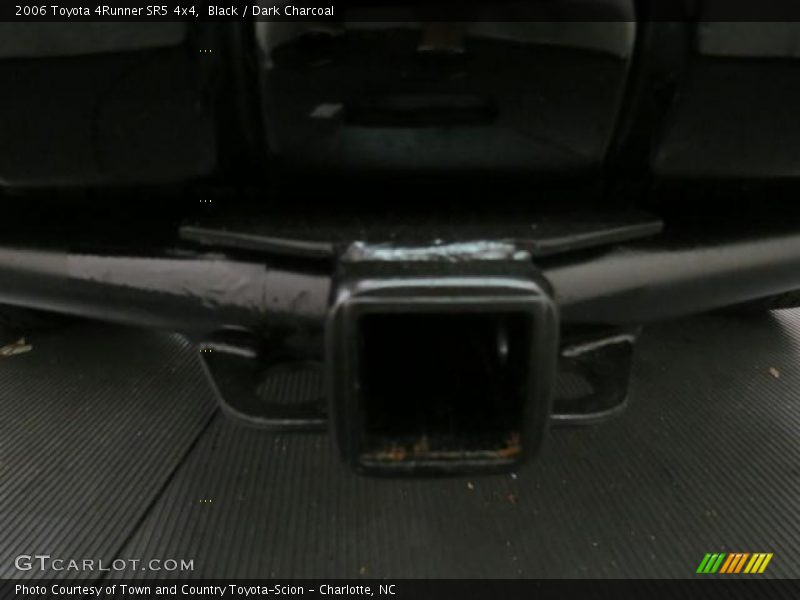 Black / Dark Charcoal 2006 Toyota 4Runner SR5 4x4
