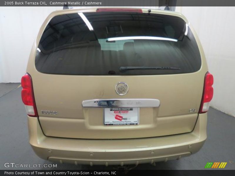 Cashmere Metallic / Cashmere 2005 Buick Terraza CXL