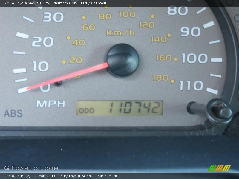 Phantom Gray Pearl / Charcoal 2004 Toyota Sequoia SR5