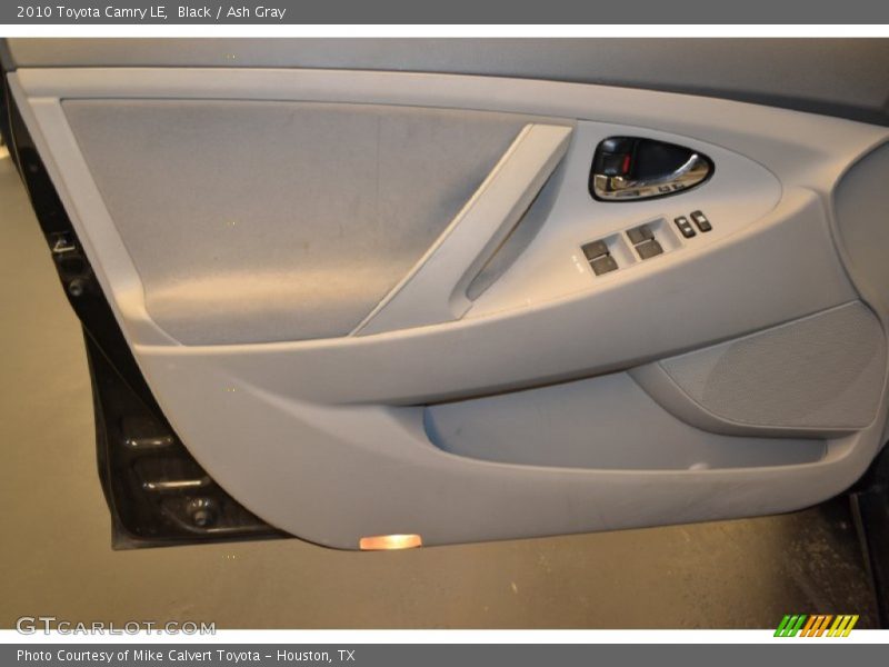 Black / Ash Gray 2010 Toyota Camry LE