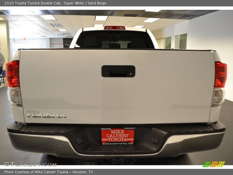 Super White / Sand Beige 2010 Toyota Tundra Double Cab