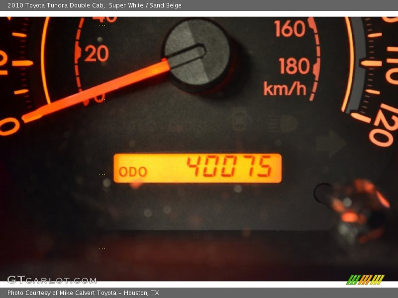Super White / Sand Beige 2010 Toyota Tundra Double Cab