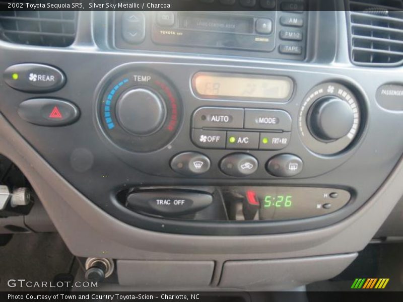 Silver Sky Metallic / Charcoal 2002 Toyota Sequoia SR5