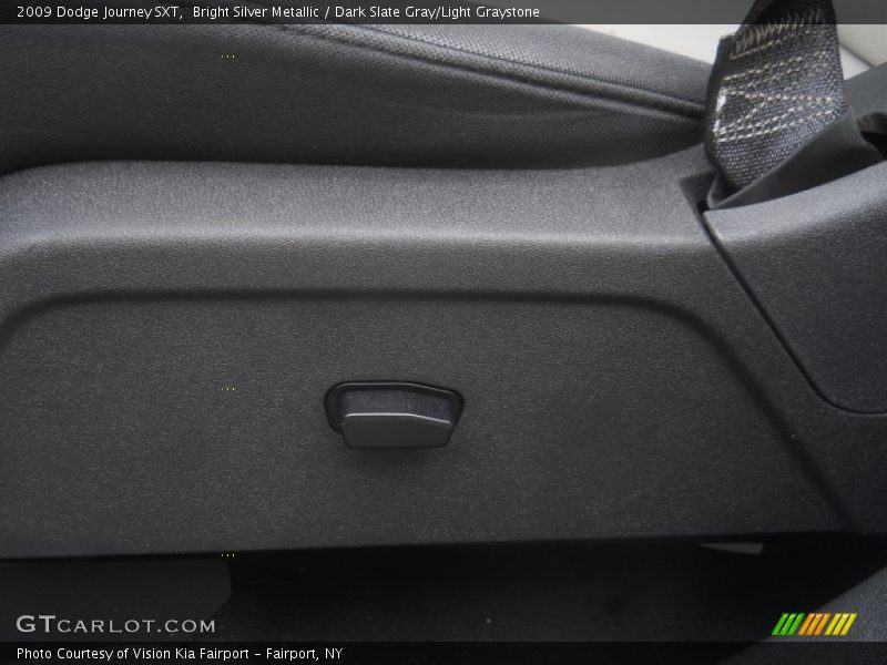Bright Silver Metallic / Dark Slate Gray/Light Graystone 2009 Dodge Journey SXT