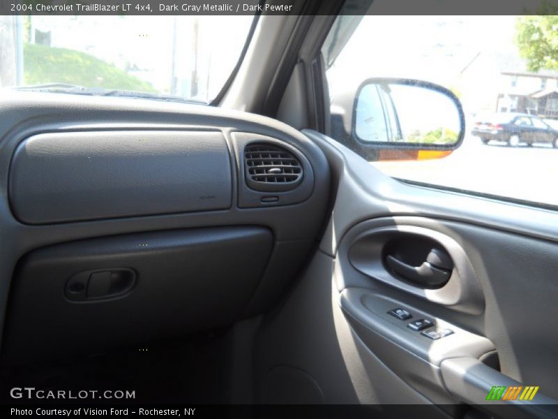 Dark Gray Metallic / Dark Pewter 2004 Chevrolet TrailBlazer LT 4x4