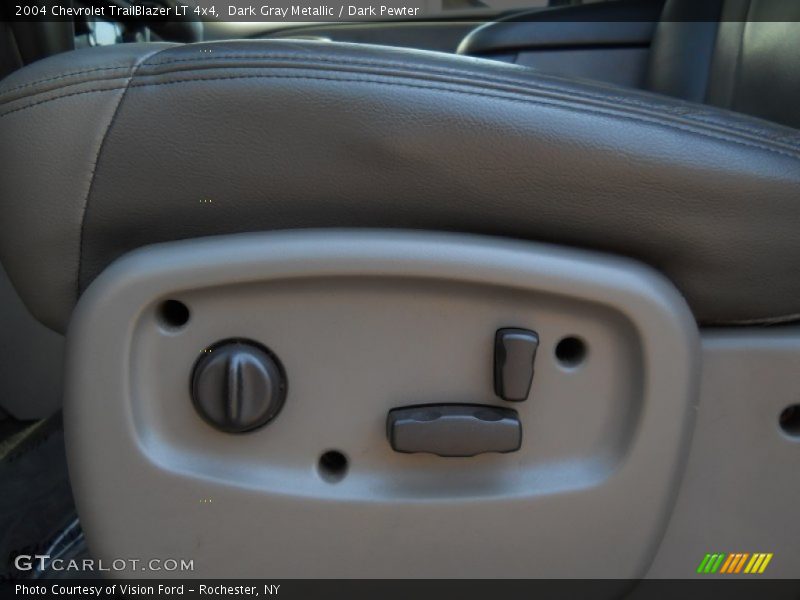 Dark Gray Metallic / Dark Pewter 2004 Chevrolet TrailBlazer LT 4x4