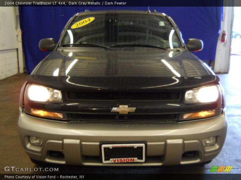 Dark Gray Metallic / Dark Pewter 2004 Chevrolet TrailBlazer LT 4x4