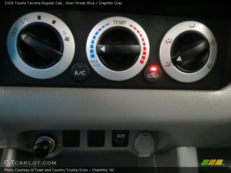 Silver Streak Mica / Graphite Gray 2009 Toyota Tacoma Regular Cab