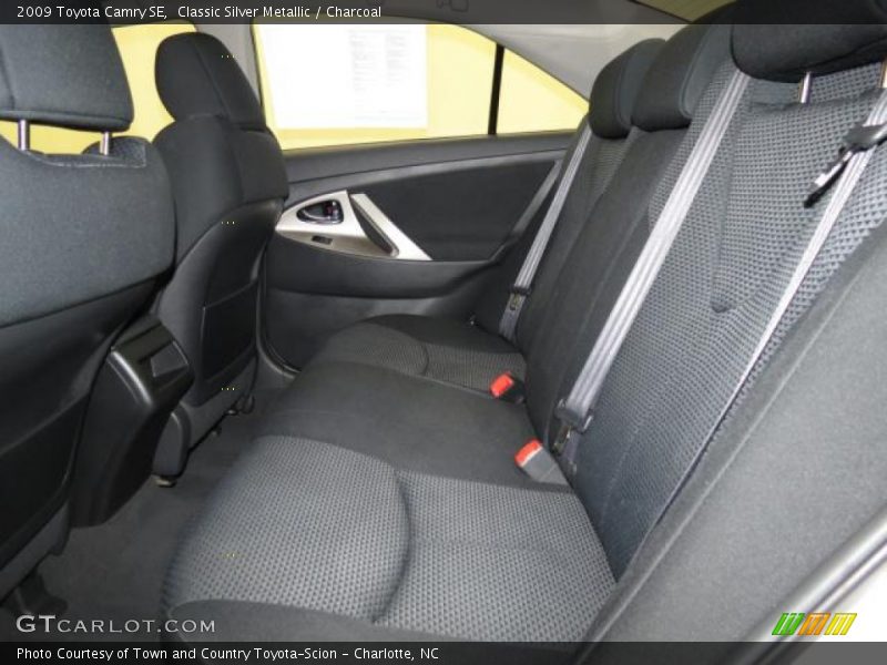 Classic Silver Metallic / Charcoal 2009 Toyota Camry SE