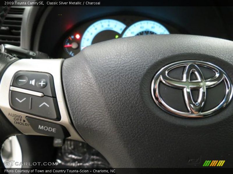 Classic Silver Metallic / Charcoal 2009 Toyota Camry SE
