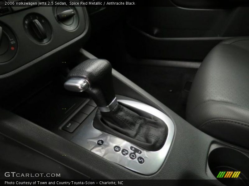 Spice Red Metallic / Anthracite Black 2006 Volkswagen Jetta 2.5 Sedan