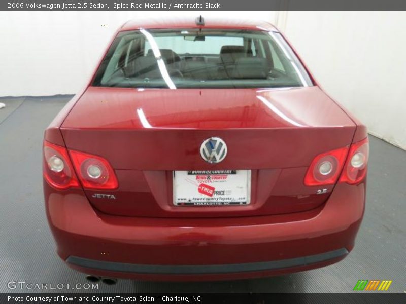 Spice Red Metallic / Anthracite Black 2006 Volkswagen Jetta 2.5 Sedan
