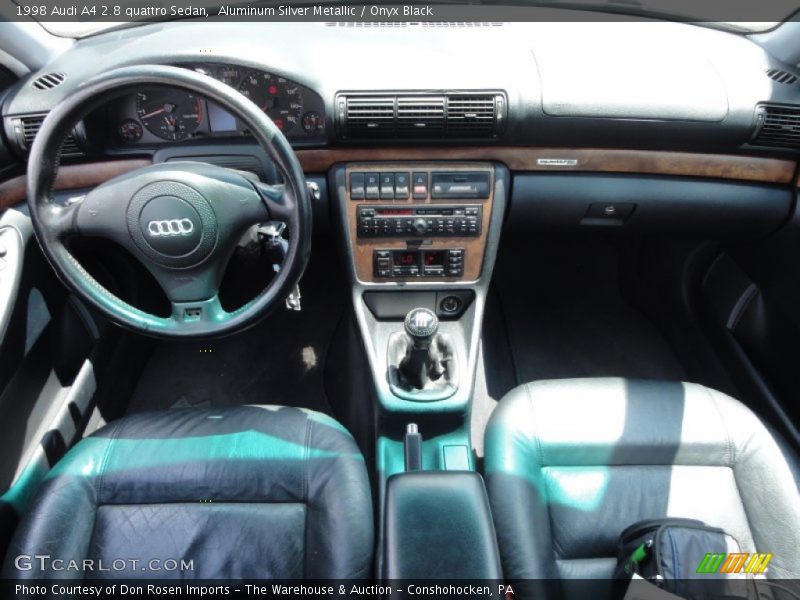 Dashboard of 1998 A4 2.8 quattro Sedan