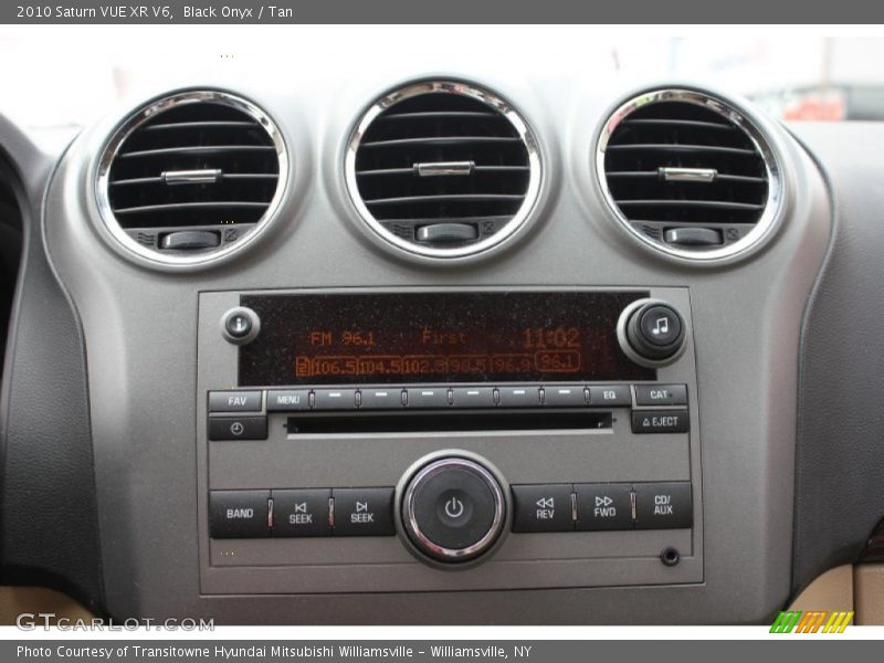 Black Onyx / Tan 2010 Saturn VUE XR V6