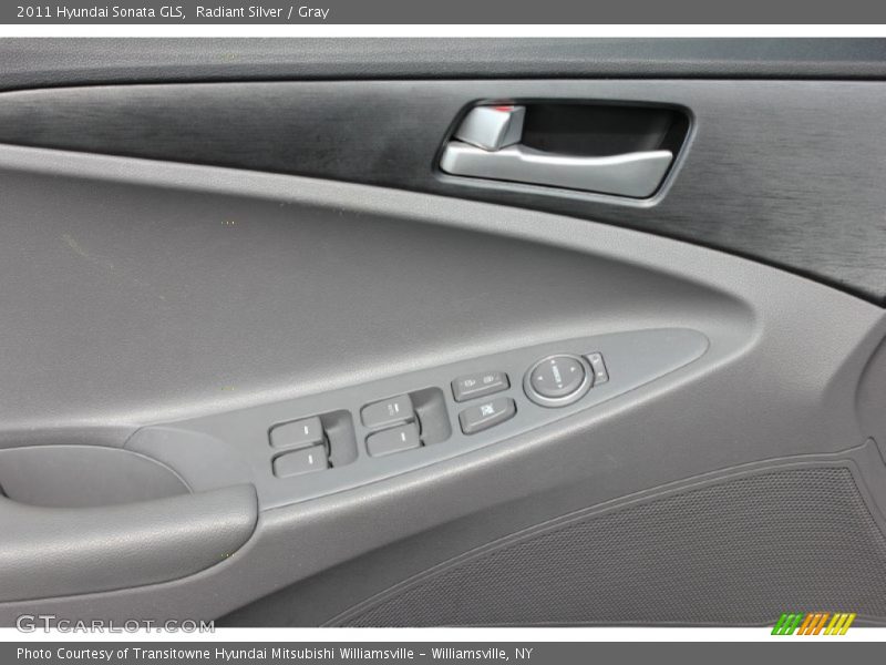 Radiant Silver / Gray 2011 Hyundai Sonata GLS