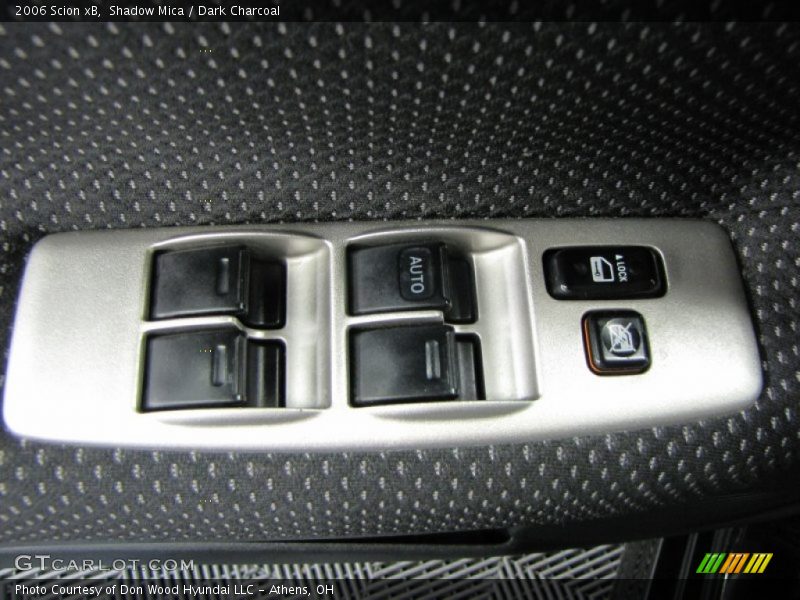 Shadow Mica / Dark Charcoal 2006 Scion xB