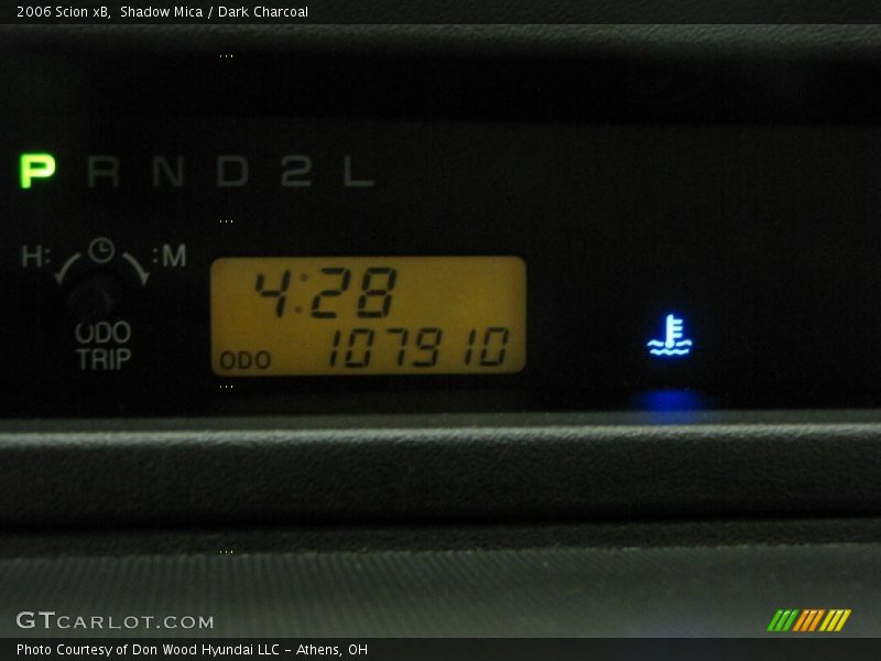 Shadow Mica / Dark Charcoal 2006 Scion xB