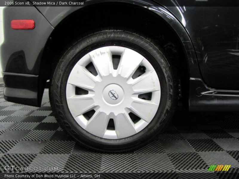 Shadow Mica / Dark Charcoal 2006 Scion xB