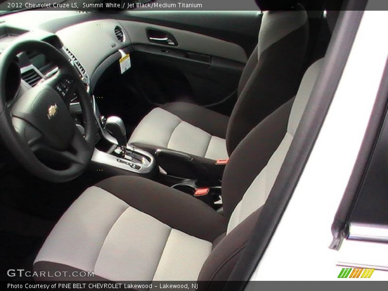 Summit White / Jet Black/Medium Titanium 2012 Chevrolet Cruze LS
