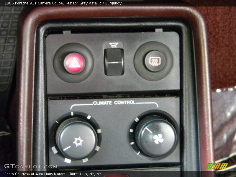 Controls of 1986 911 Carrera Coupe