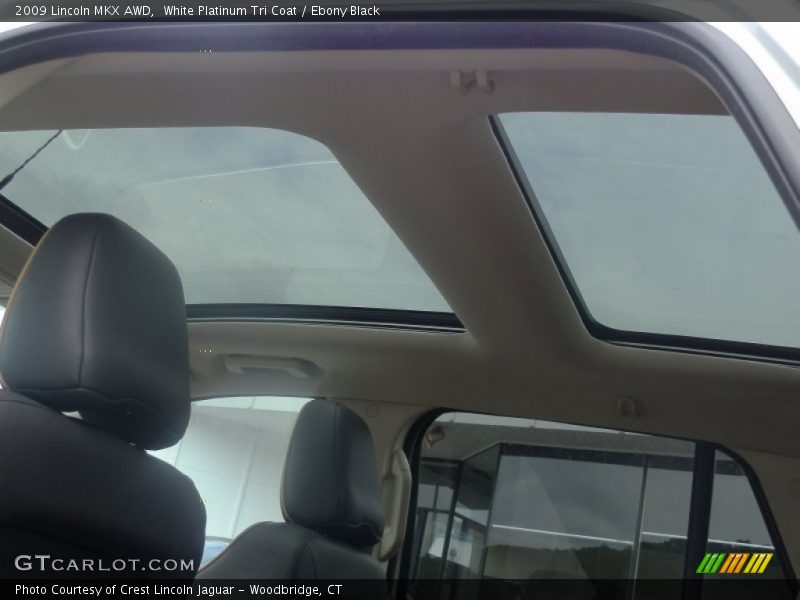 White Platinum Tri Coat / Ebony Black 2009 Lincoln MKX AWD
