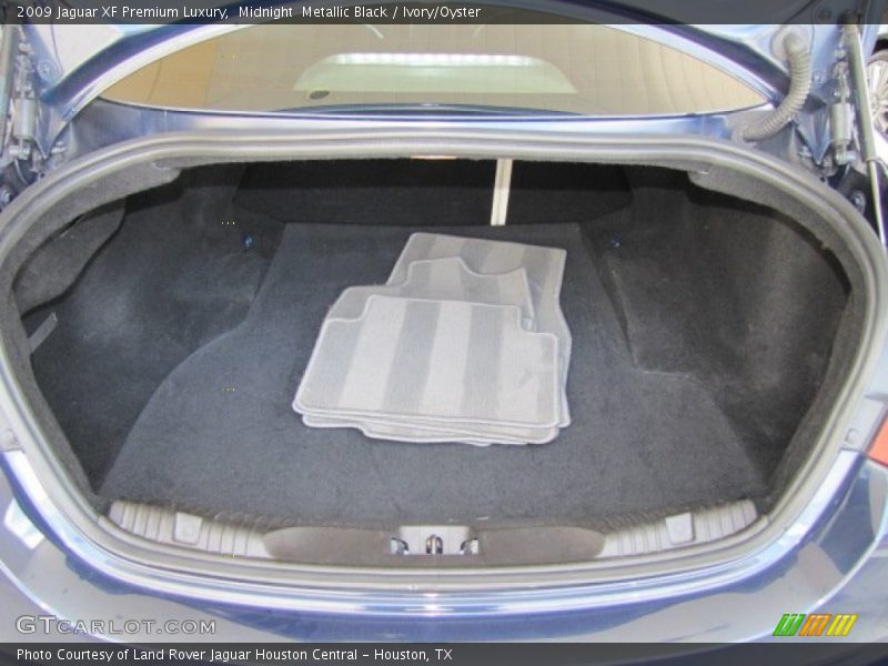 Midnight  Metallic Black / Ivory/Oyster 2009 Jaguar XF Premium Luxury