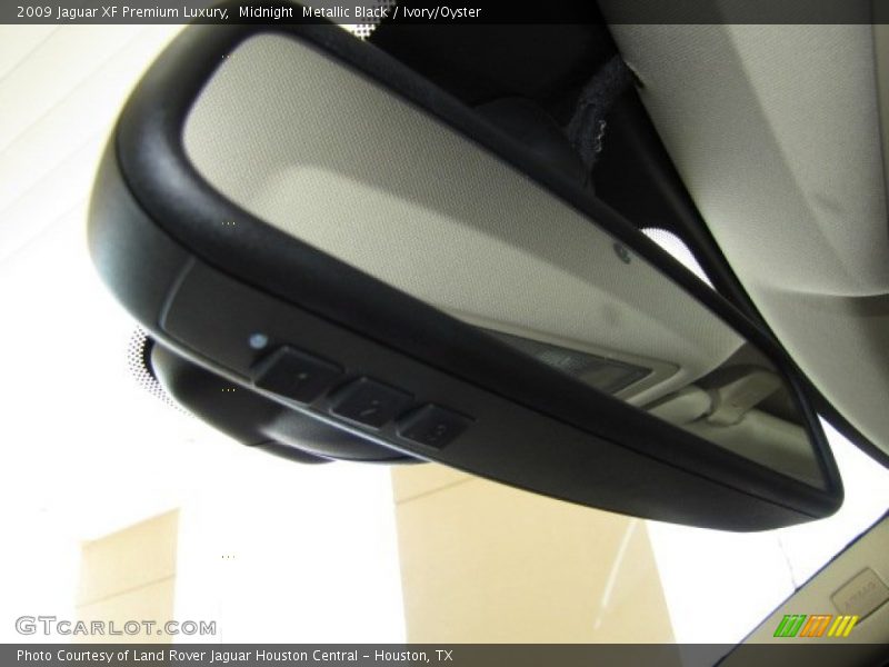 Midnight  Metallic Black / Ivory/Oyster 2009 Jaguar XF Premium Luxury