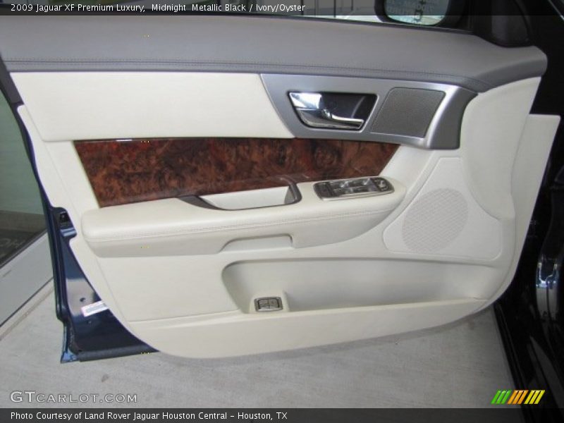 Midnight  Metallic Black / Ivory/Oyster 2009 Jaguar XF Premium Luxury