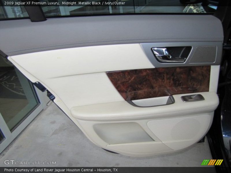 Midnight  Metallic Black / Ivory/Oyster 2009 Jaguar XF Premium Luxury