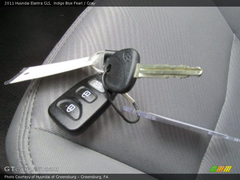 Indigo Blue Pearl / Gray 2011 Hyundai Elantra GLS