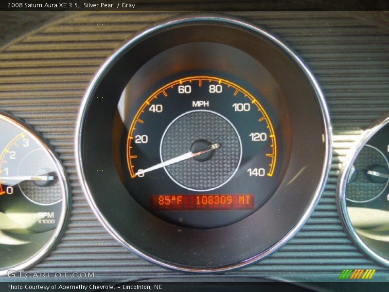 Silver Pearl / Gray 2008 Saturn Aura XE 3.5