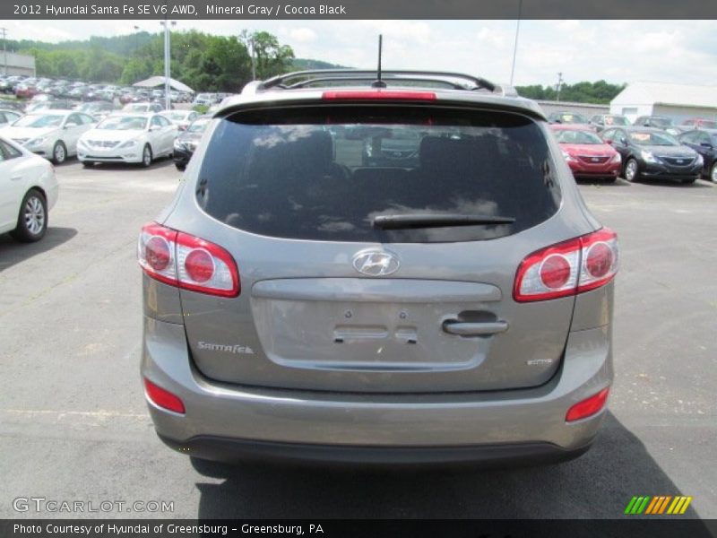 Mineral Gray / Cocoa Black 2012 Hyundai Santa Fe SE V6 AWD