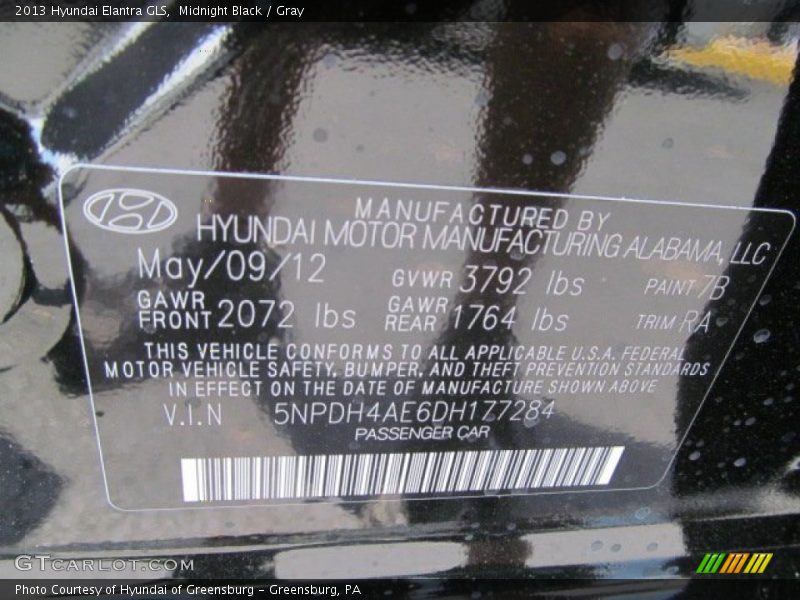 Midnight Black / Gray 2013 Hyundai Elantra GLS