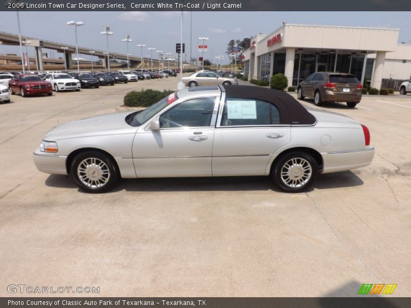 Ceramic White Tri-Coat / Light Camel 2006 Lincoln Town Car Designer Series