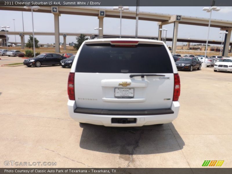 Summit White / Ebony 2011 Chevrolet Suburban LS 4x4